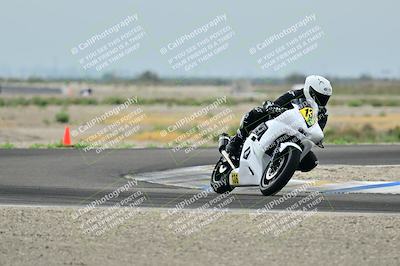 media/Apr-18-2025-TrackDaz (Fri) [[45f5874c44]]/C Group/Session 1 (Turn 7)/